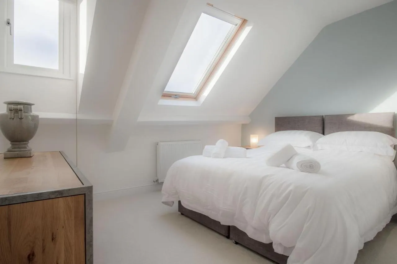 Skylark - 2 Bedroom - Apartment