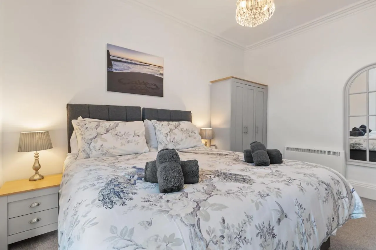 Apartment Caldey Bay - Lovely Sea Views Tenby