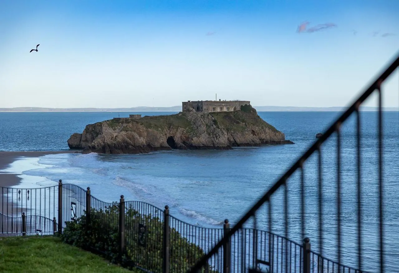 Caldey Bay - Lovely Sea Views Apartment Tenby