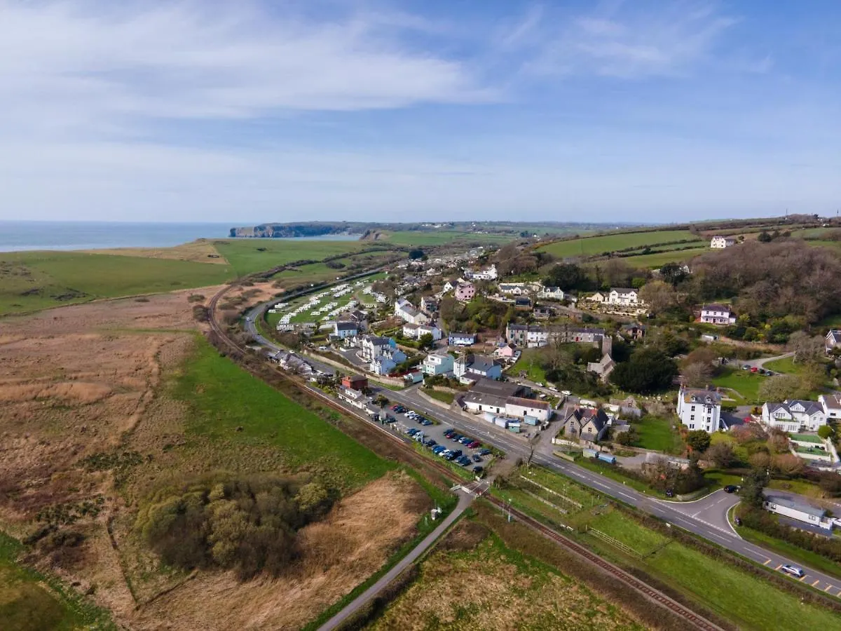 Priory Bay Escapes - Visum Apartamento Tenby