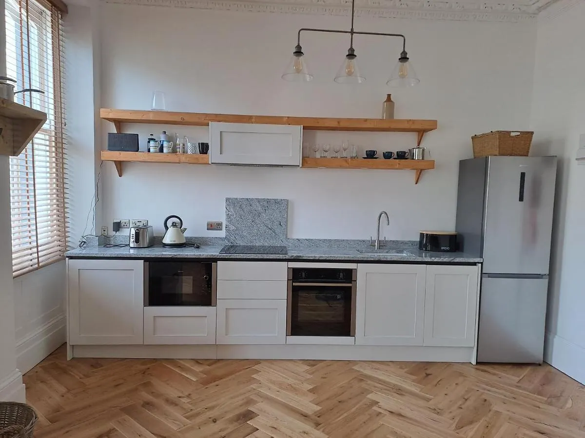 Spinnaker - Self Catering Apartment, * United Kingdom