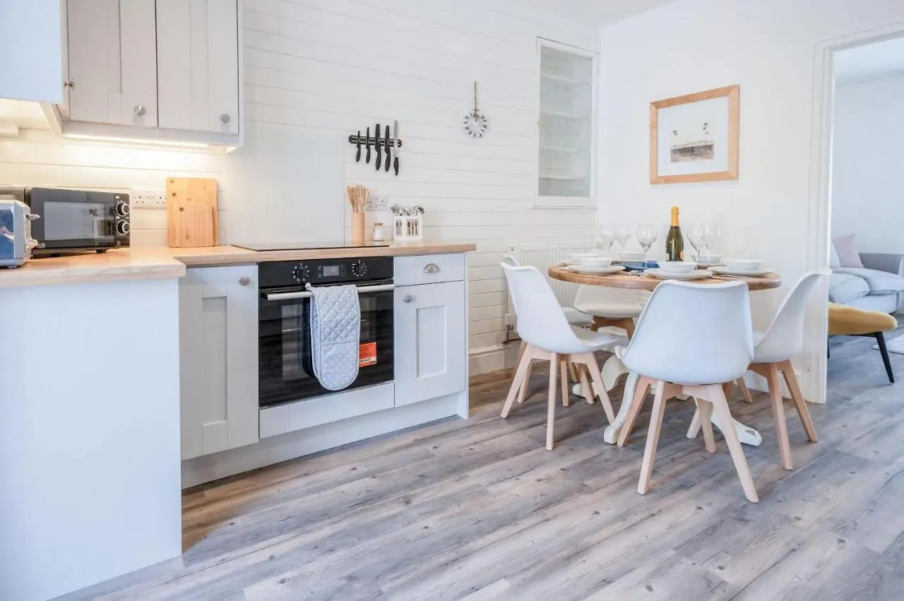 Canol Y Bryn - 3 Bedroom - Holiday home