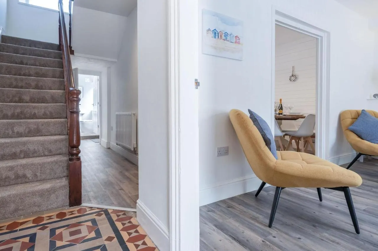 Canol Y Bryn - 3 Bedroom - Holiday home Tenby