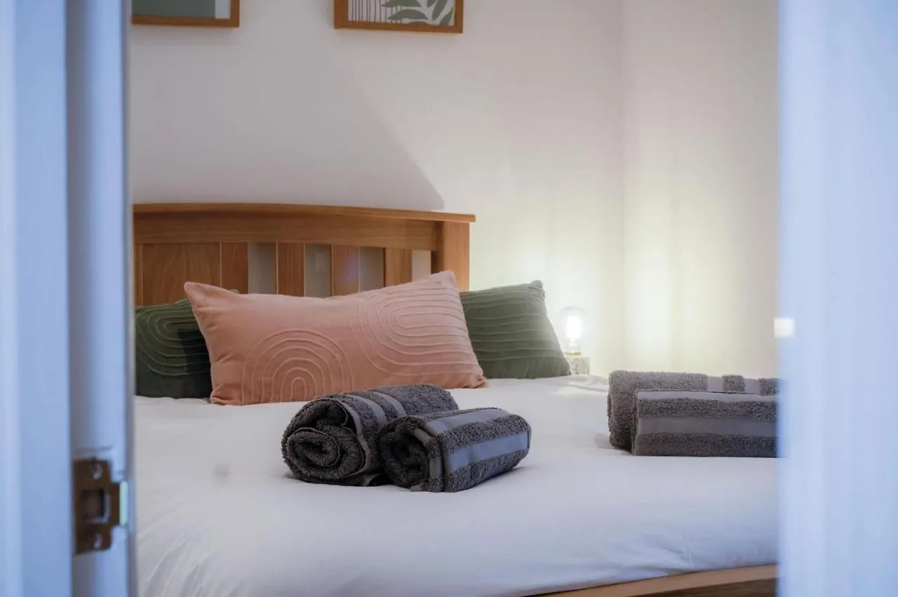 Flat 2 - 2 Bedroom - Appartement United Kingdom