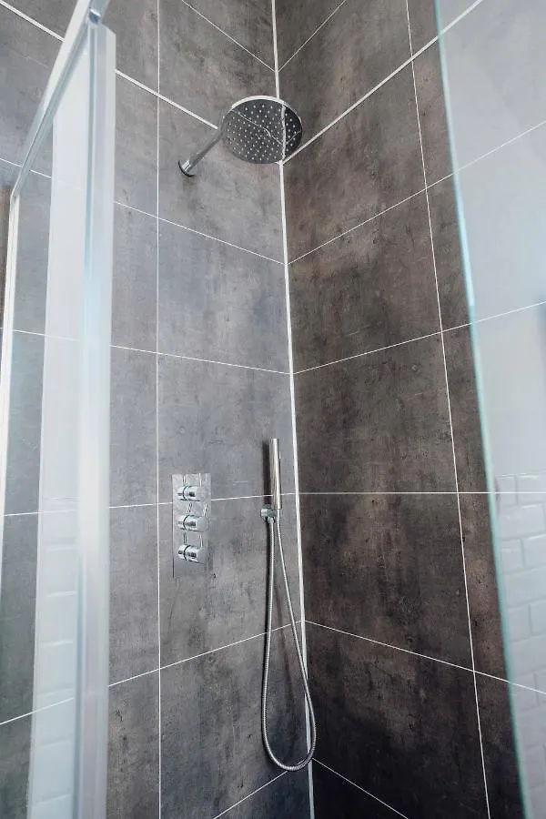 Beautiful 1 Bedroom Close To The Harbour Prázdninový dům *