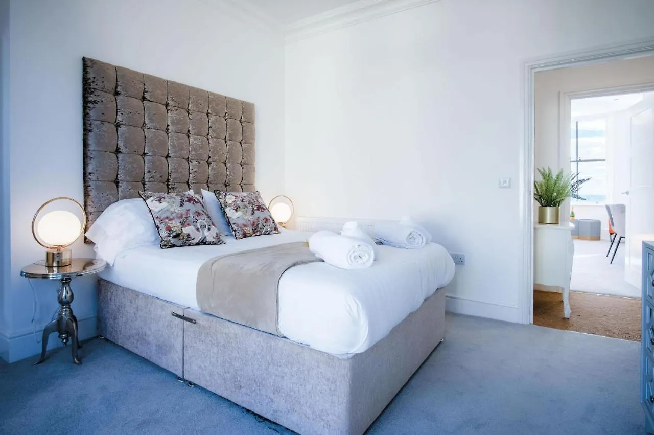 Caldey View - Luxury 2 Bedroom - Panorama - *