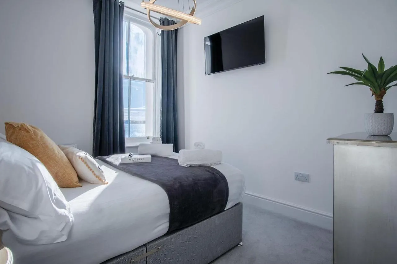 Caldey View - Luxury 2 Bedroom - Panorama - Apartment *