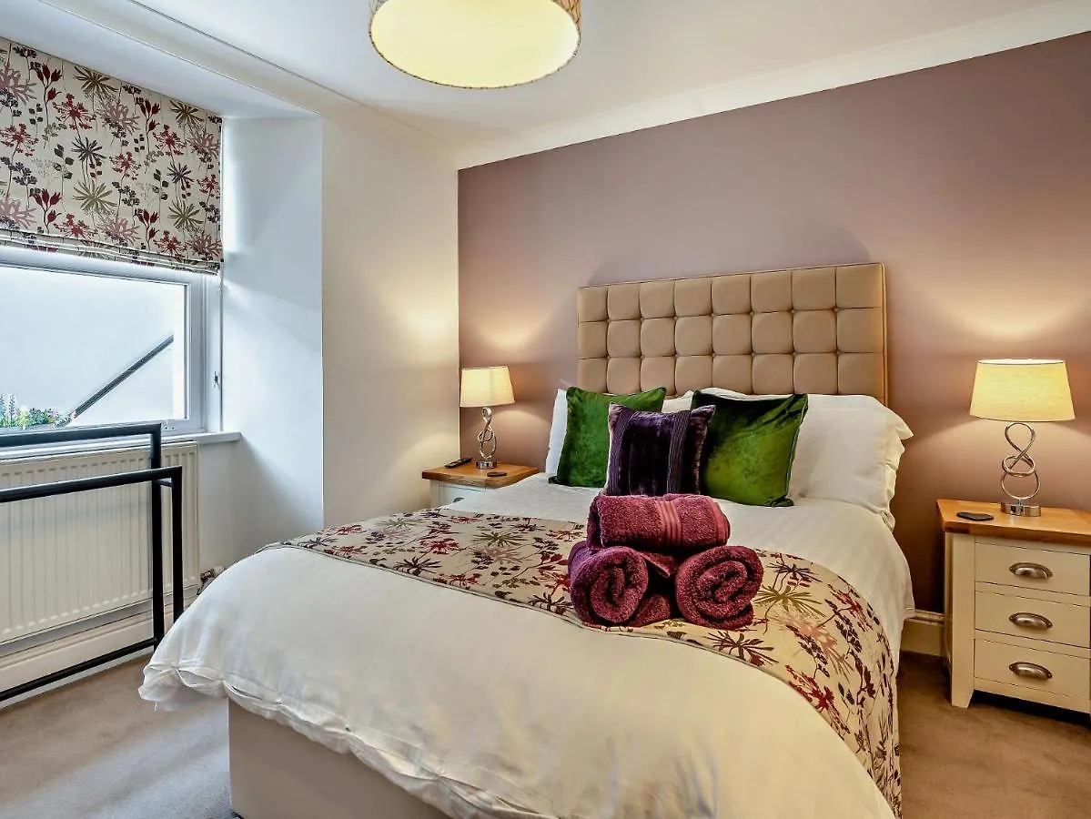 2 Bed In Fb034