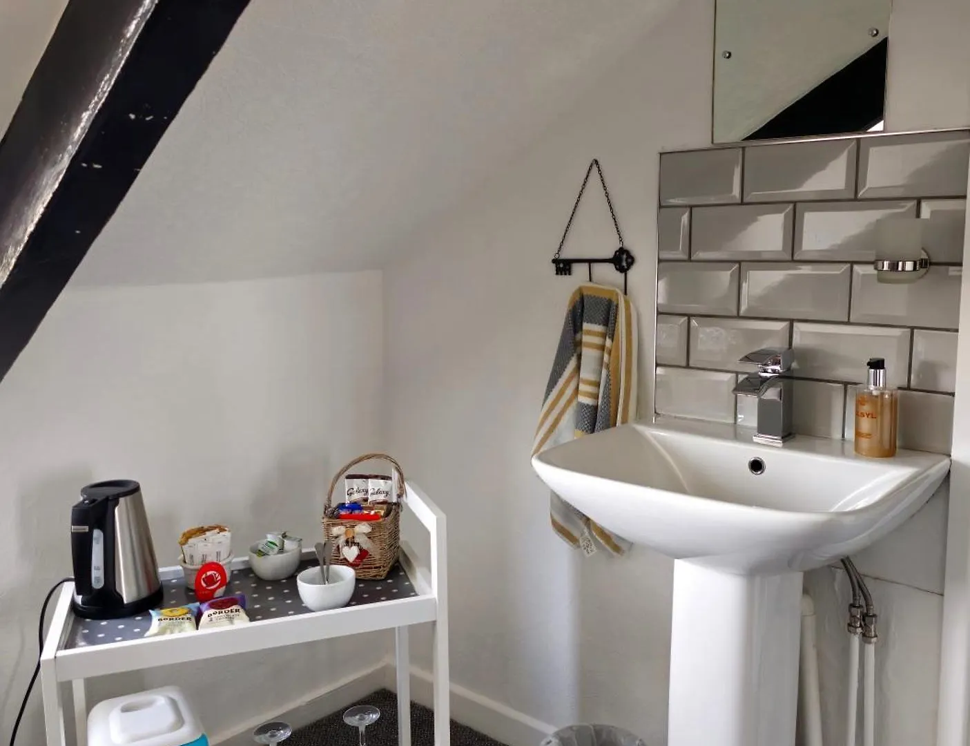 Bed and breakfast Beachcomber 2*