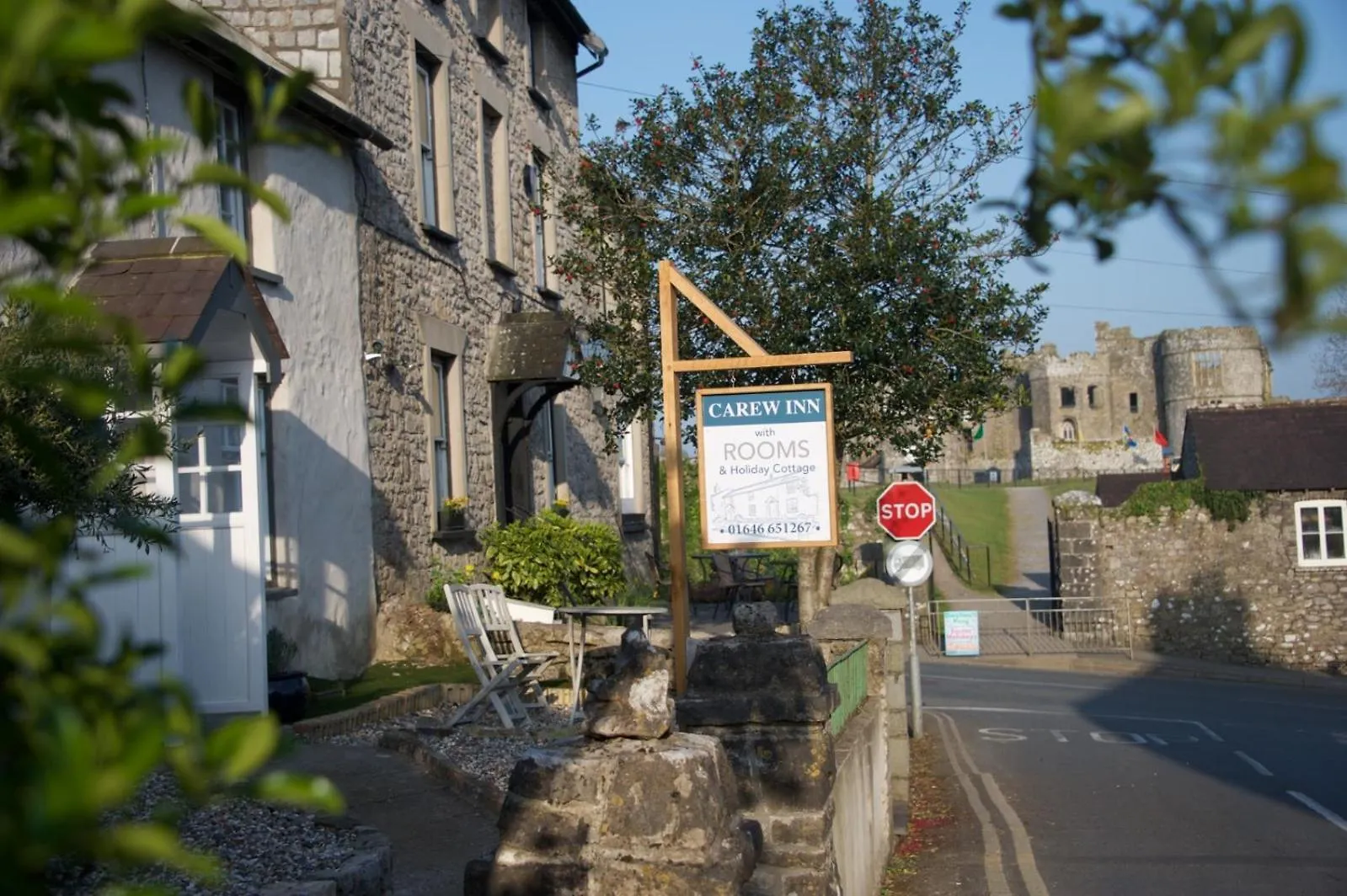 Carew Inn * Carew