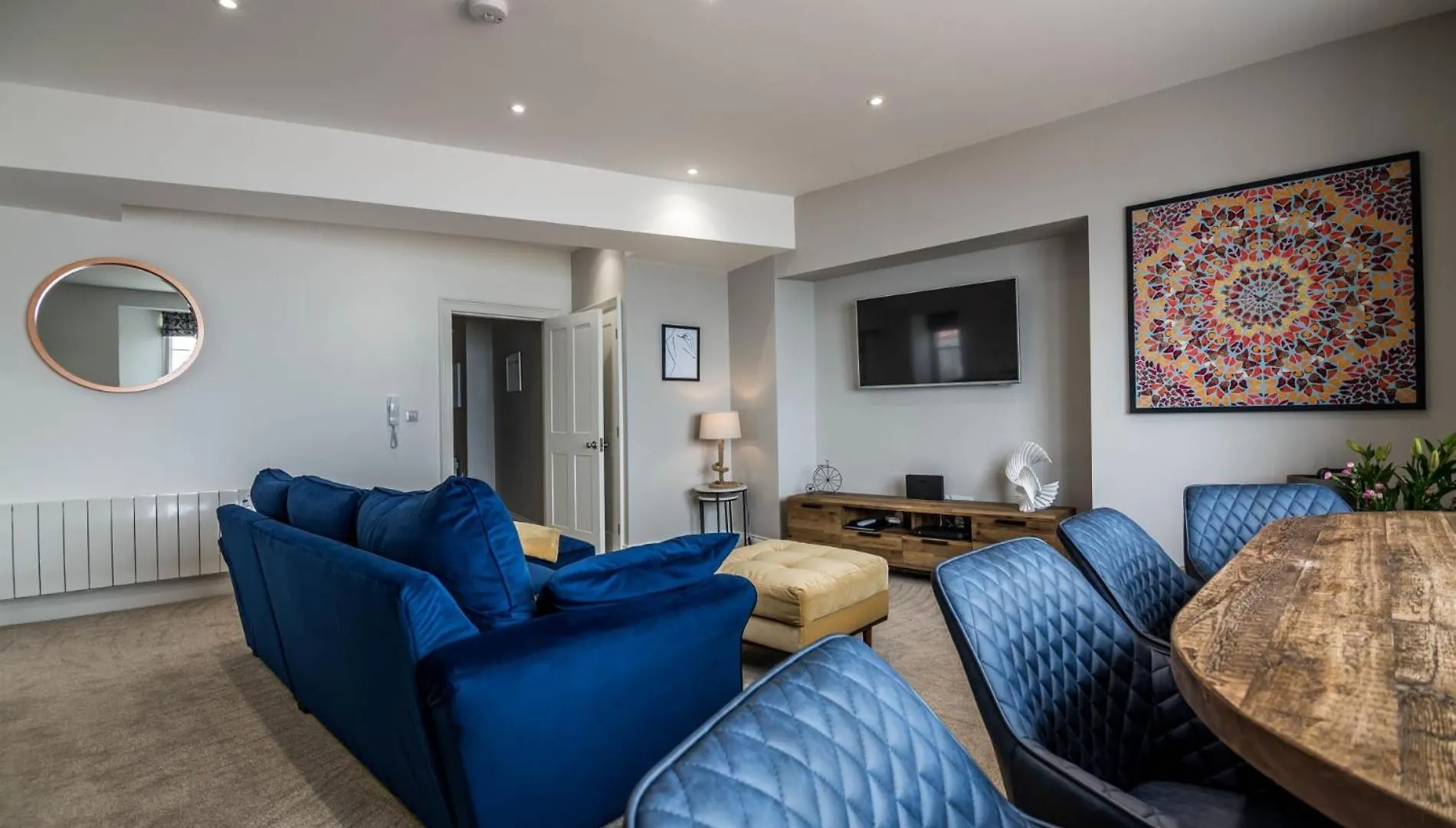 Lady - 2 Bedroom -
