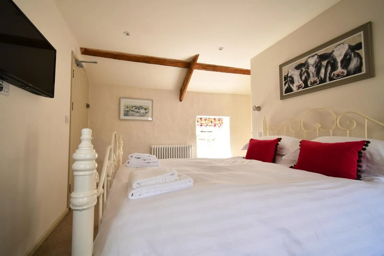 Carew Inn *