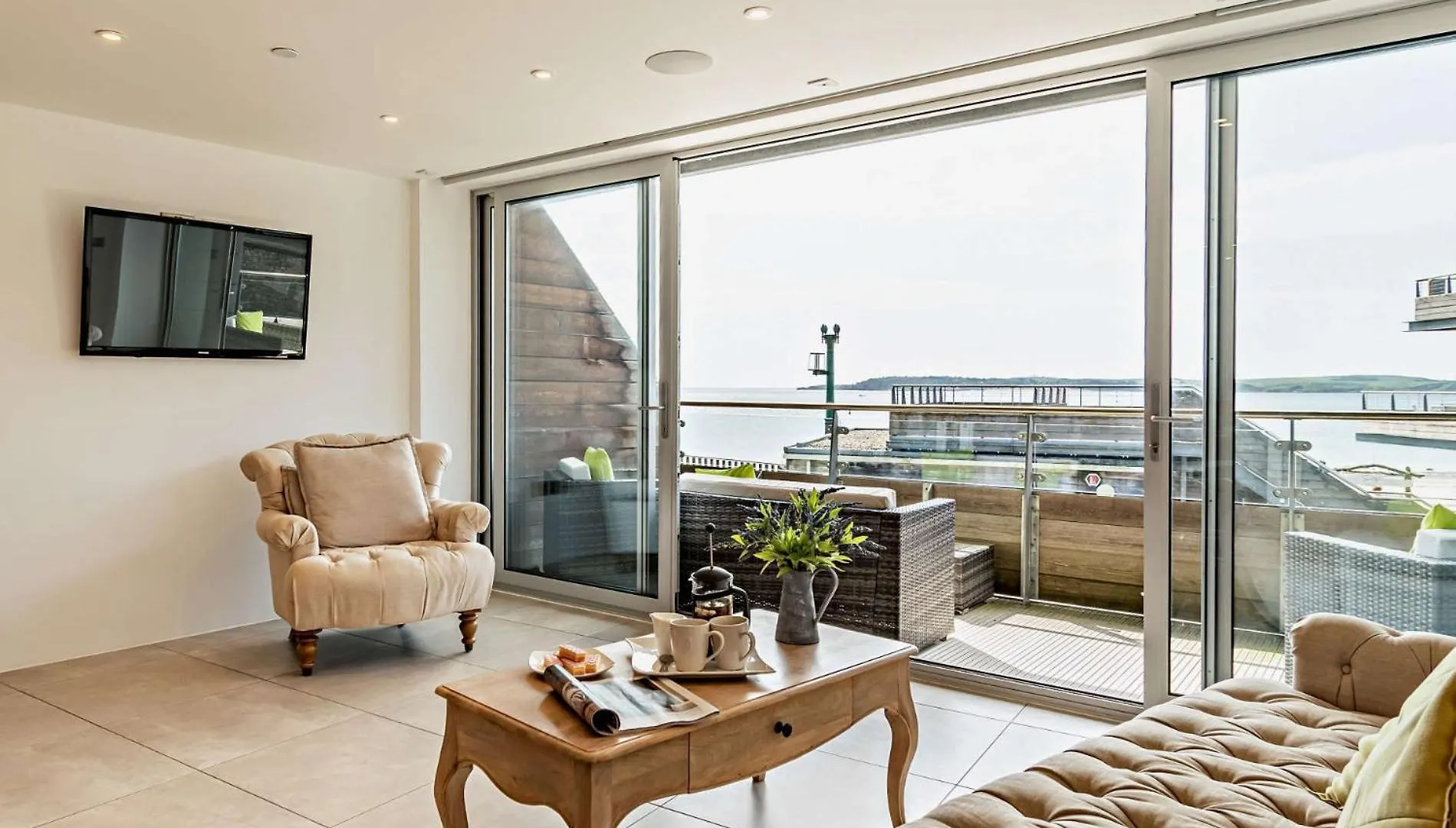 2 Bed In Fb292 * Tenby