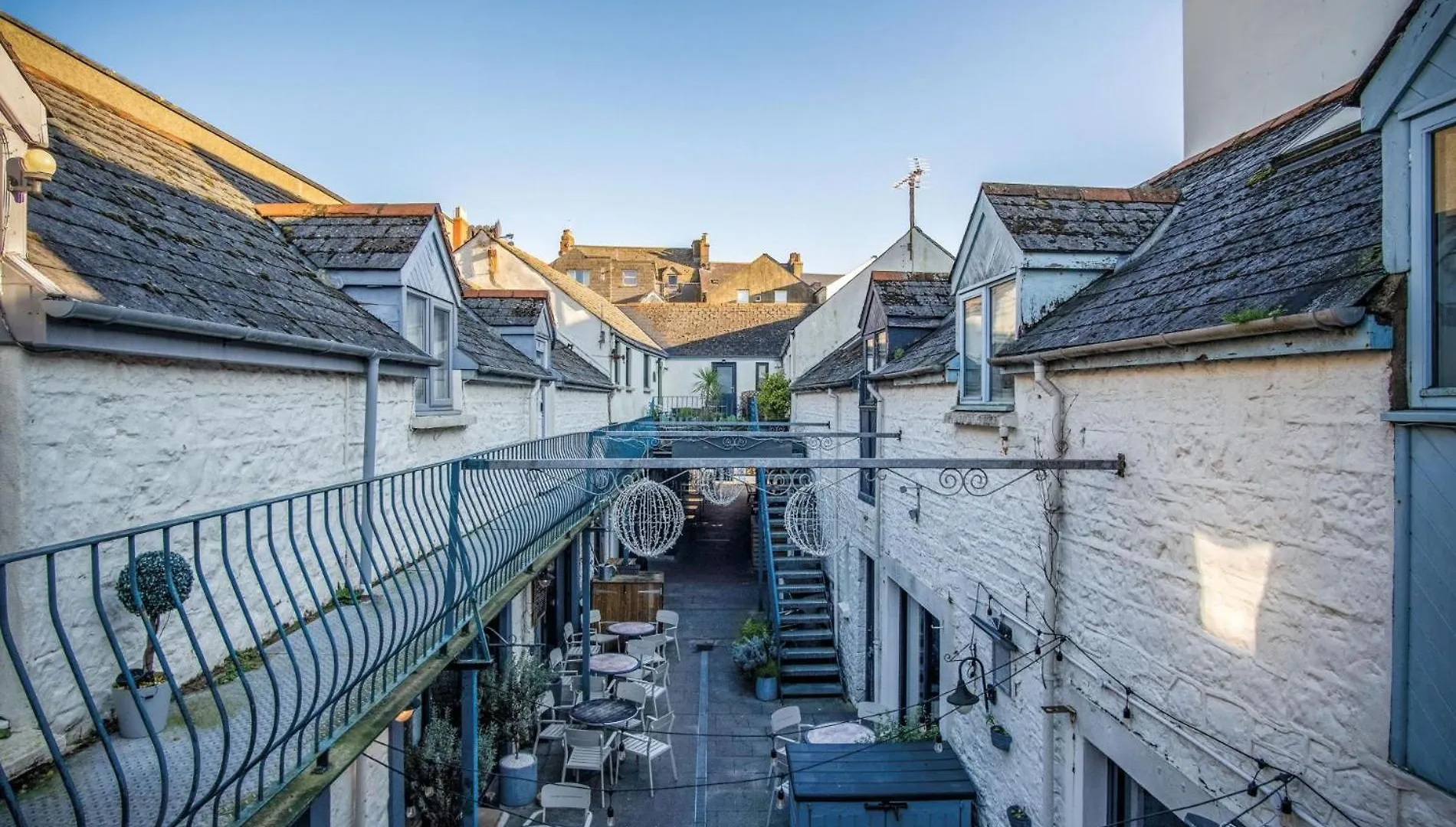 Cosy At The Mews - 2 Bedroom -