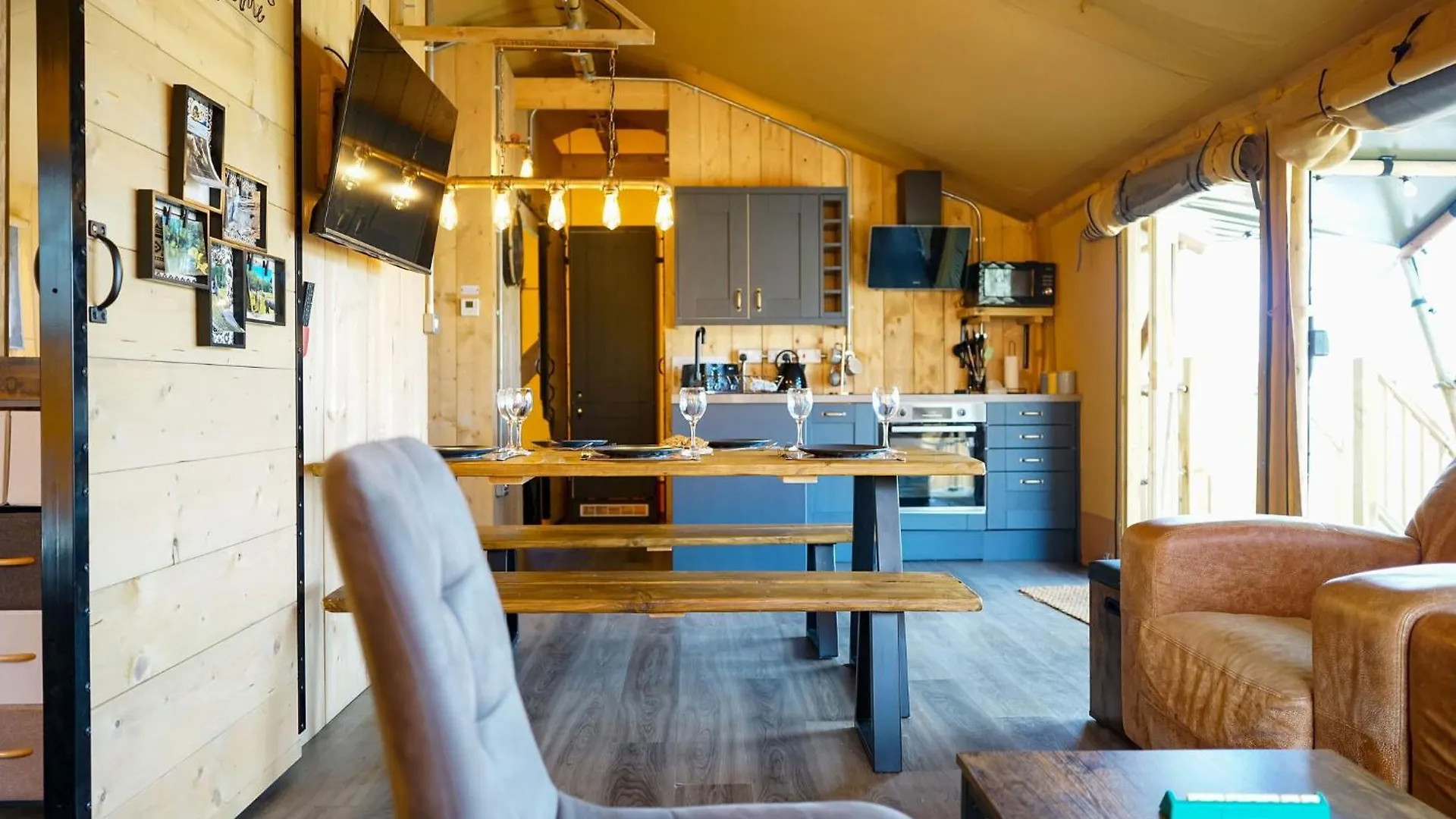 Glamping Jungle Book Safari Tent *