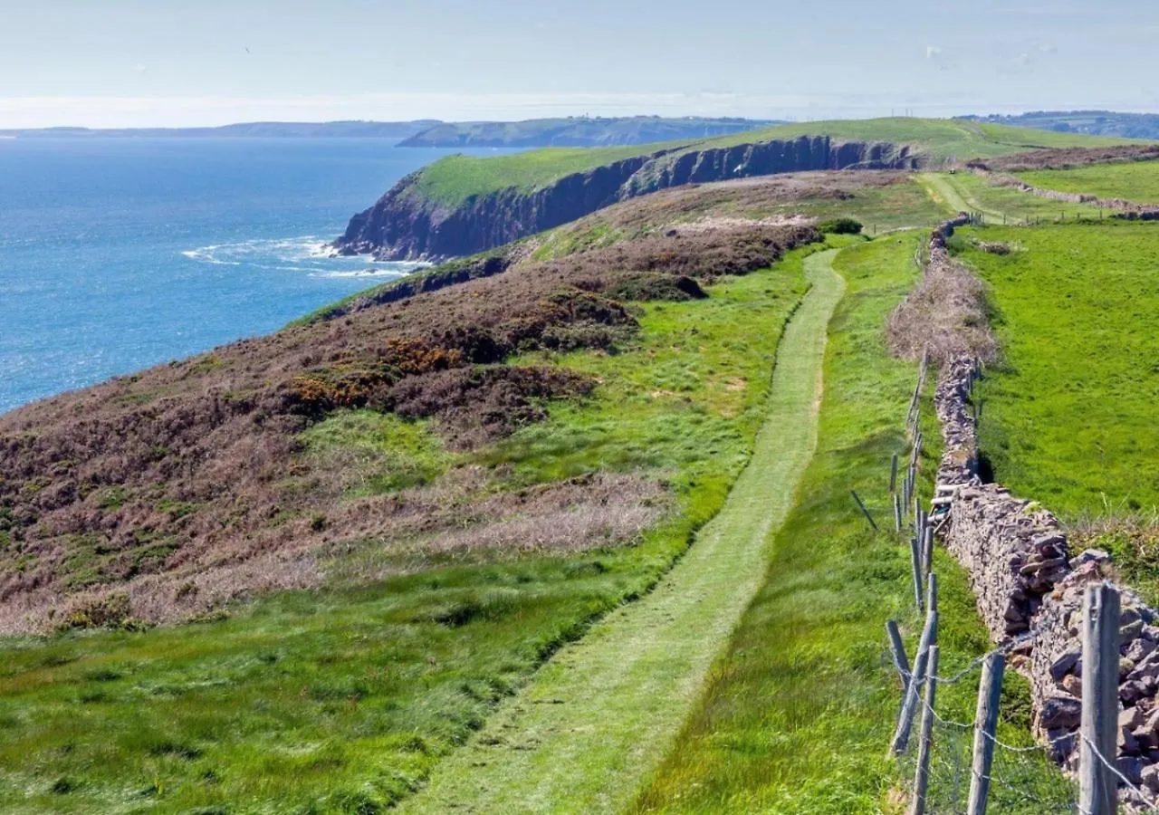 Chart House Holiday home Tenby