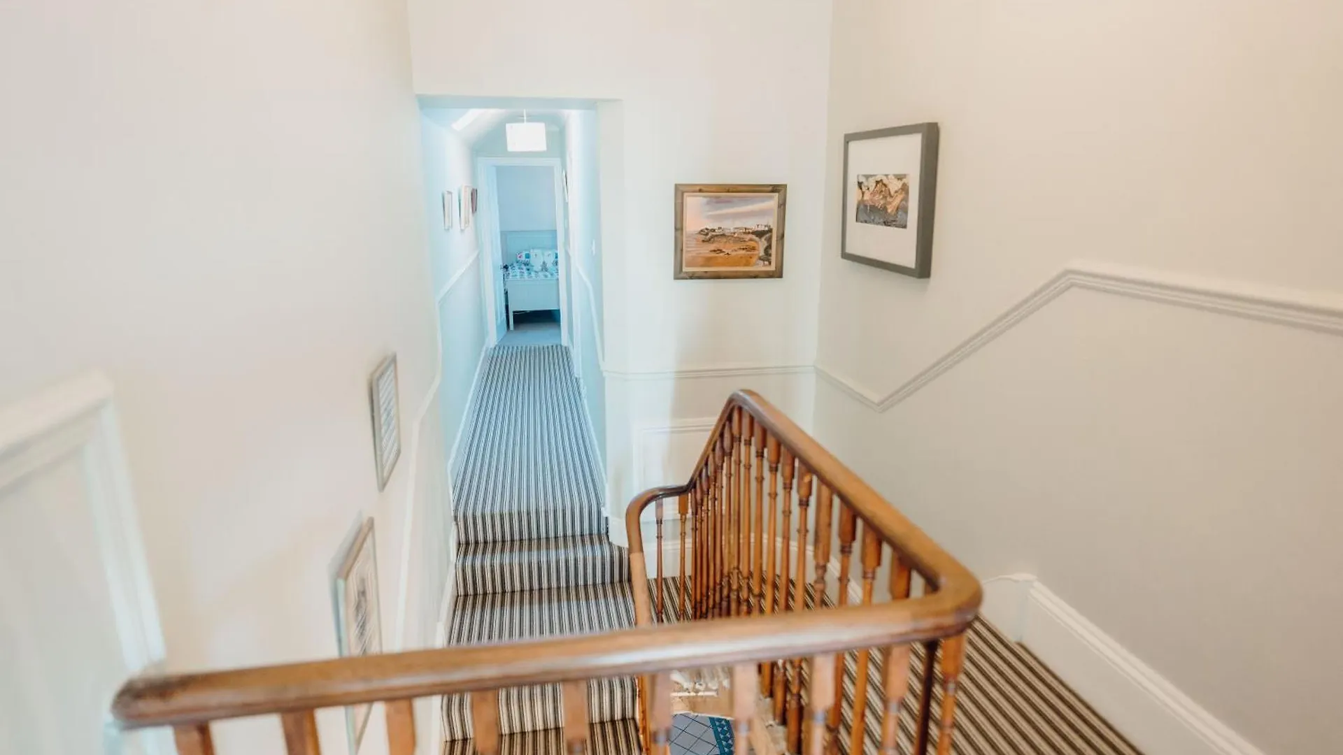 No4 Queens Parade Close To South Holiday home *
