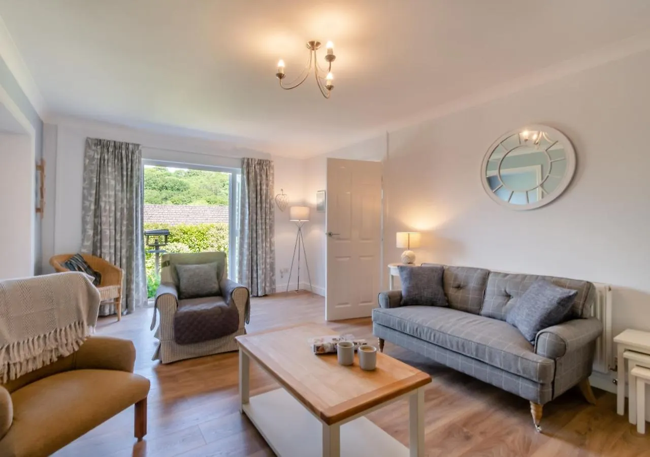 Oak View Holiday home Tenby