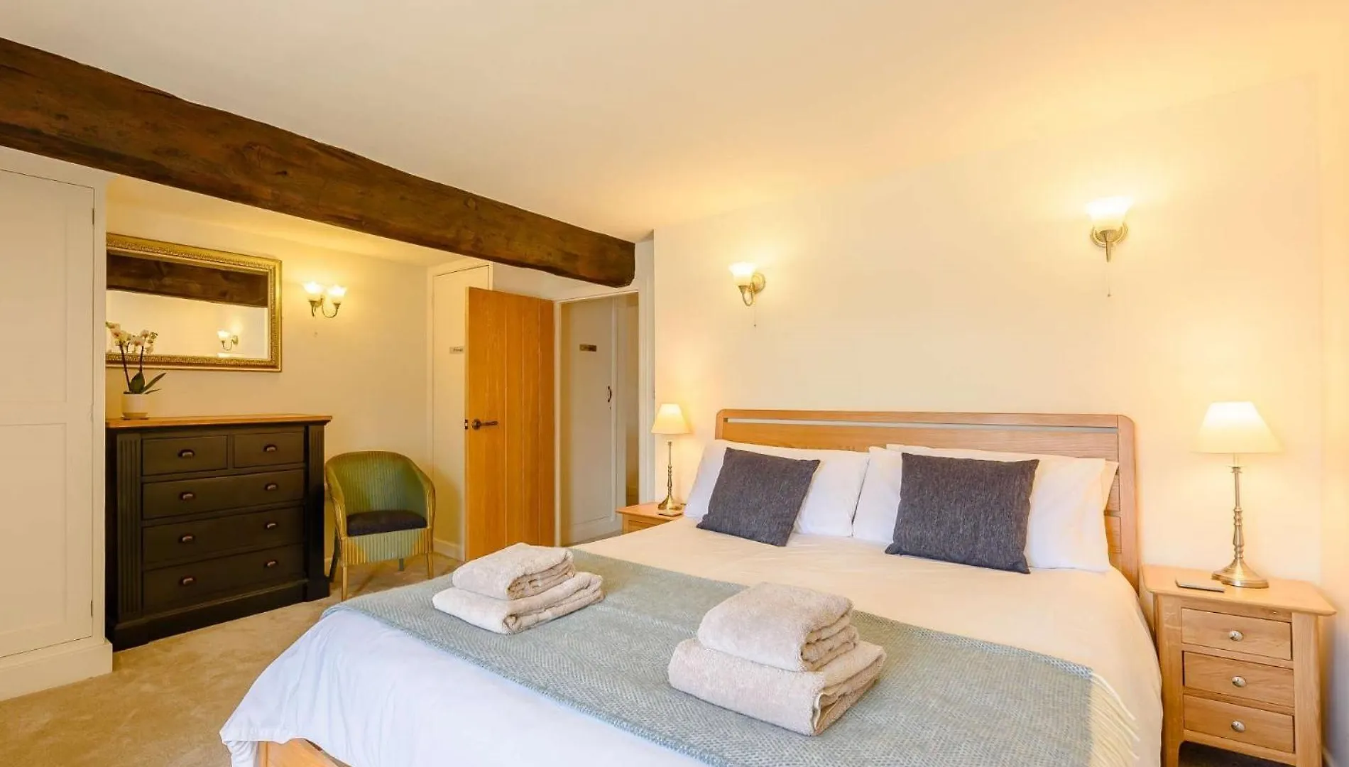 Holiday home 3 Bed In Fb095 *