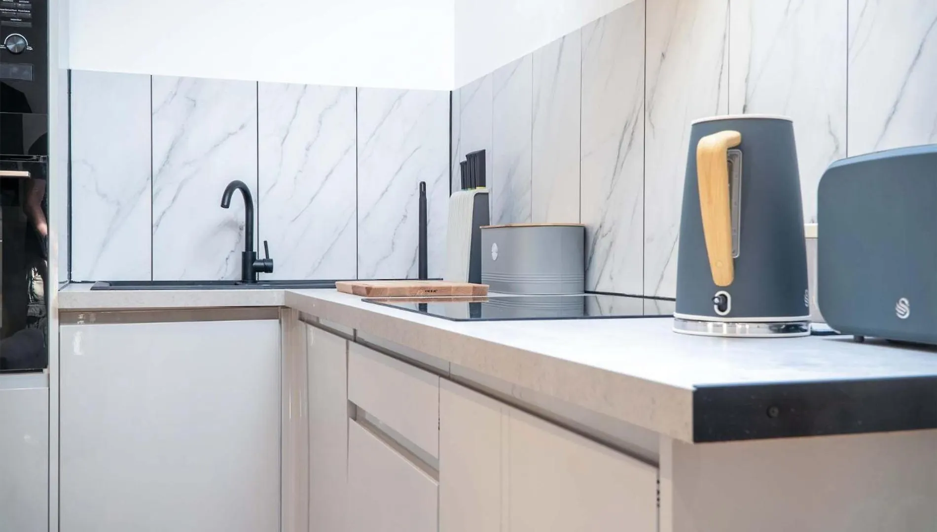 Flat 2 - 1 Bedroom -