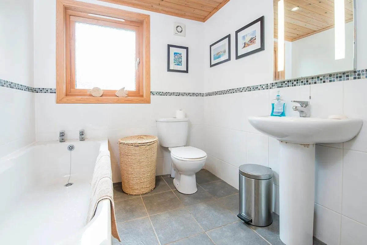 The Blue House Holiday home Tenby