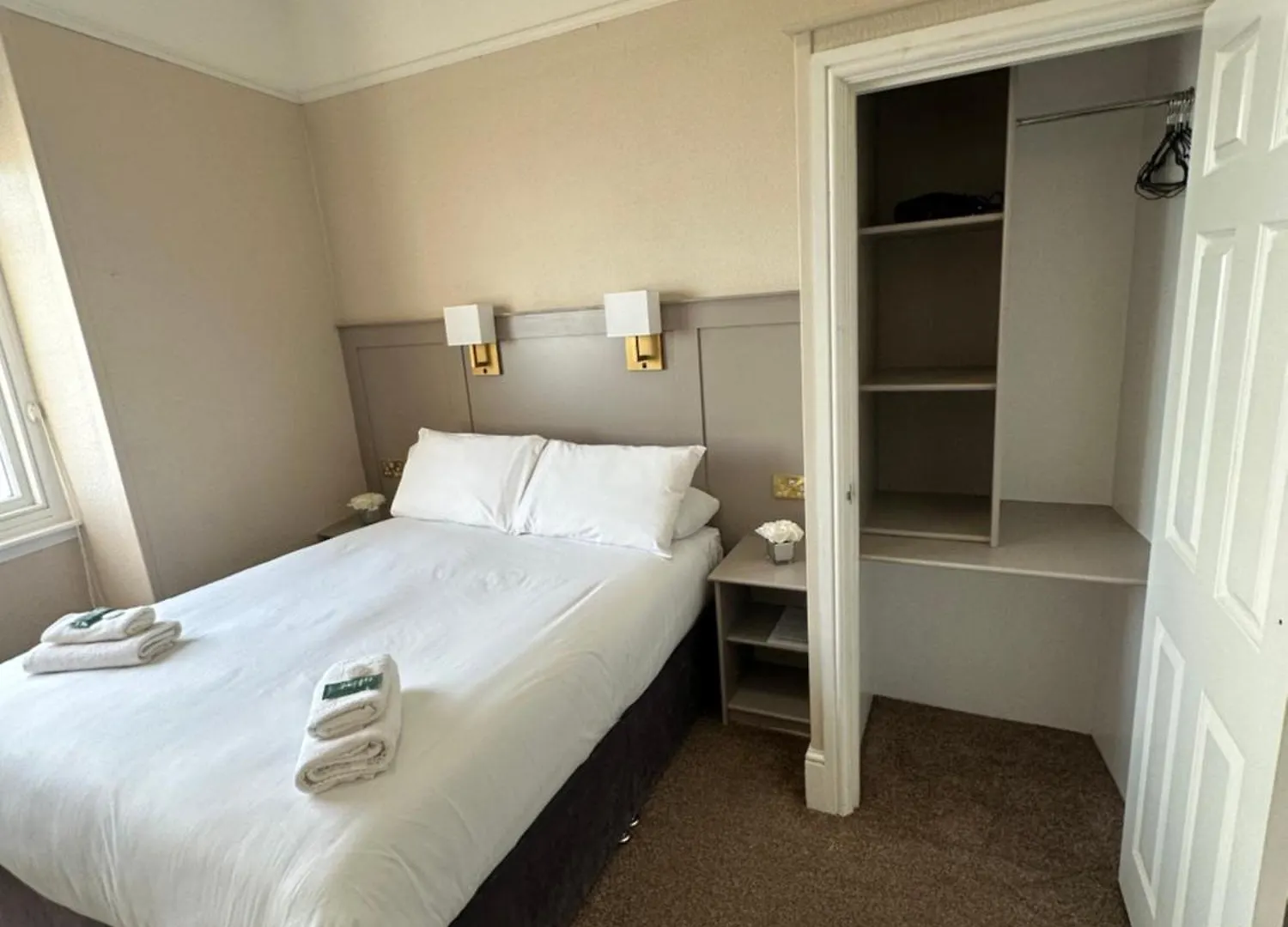 Clarence House Hotel Tenby