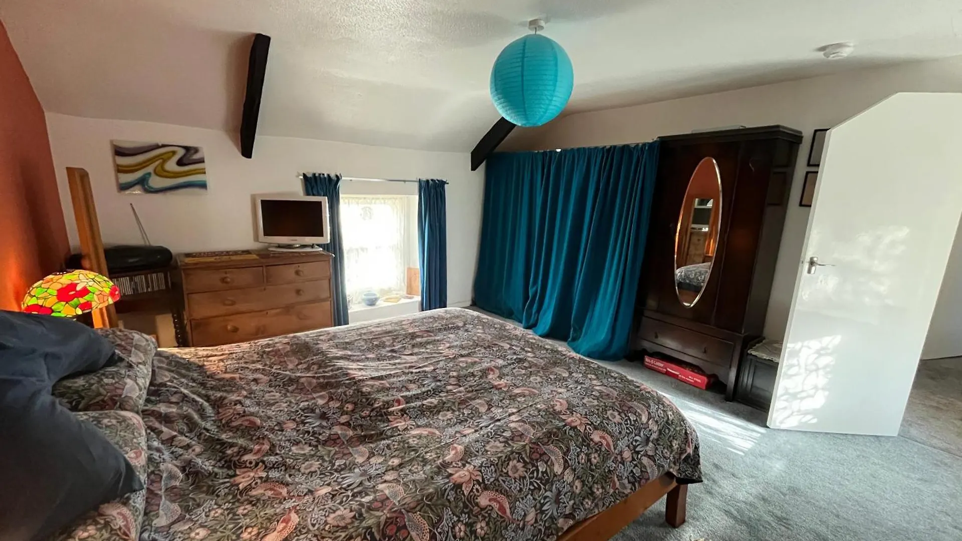 Wheelhouse - 3 Bedroom In The Heart Of