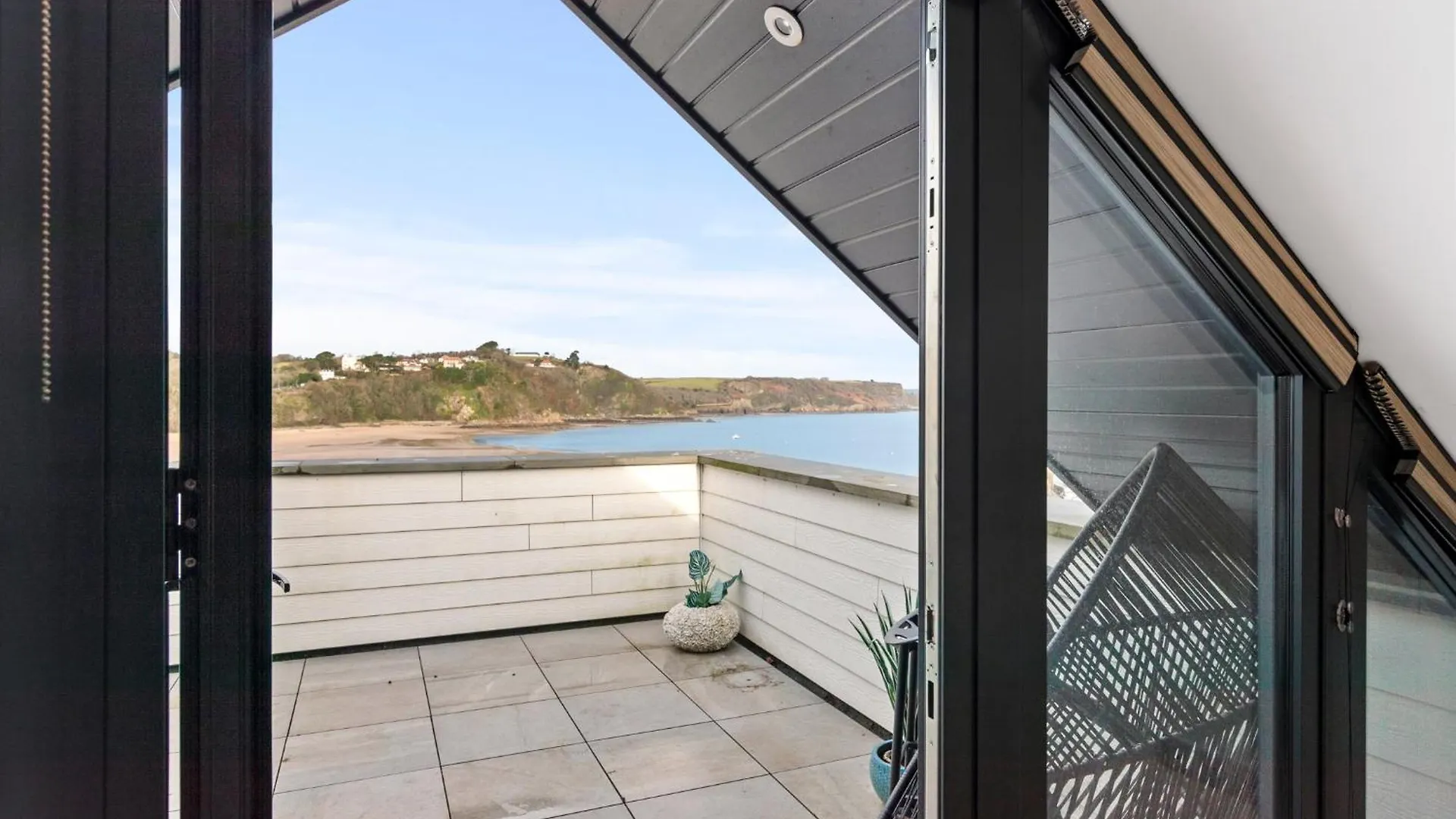 Ultra Marine - Large Roof Terrace Sea Views Tenby