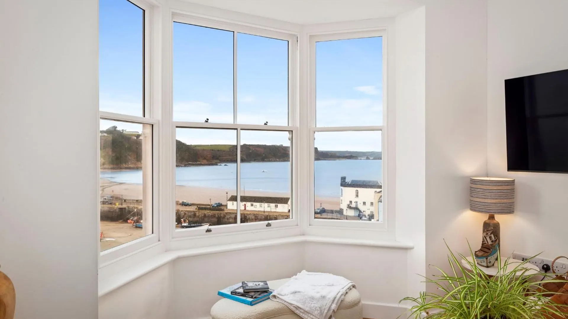 Ultra Marine - Large Roof Terrace Sea Views * Tenby