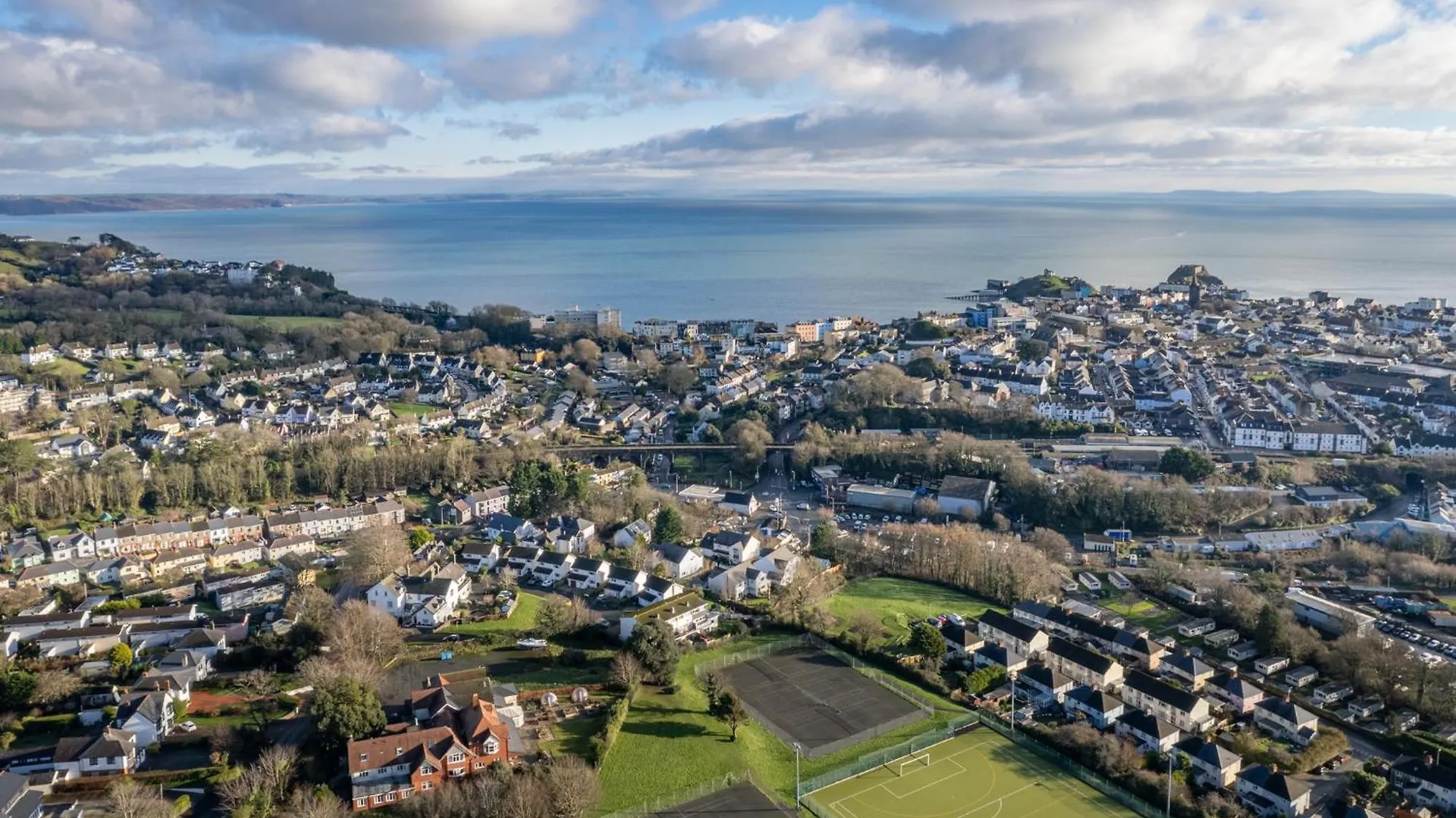 Little Rosemount - Close To Town And Shops