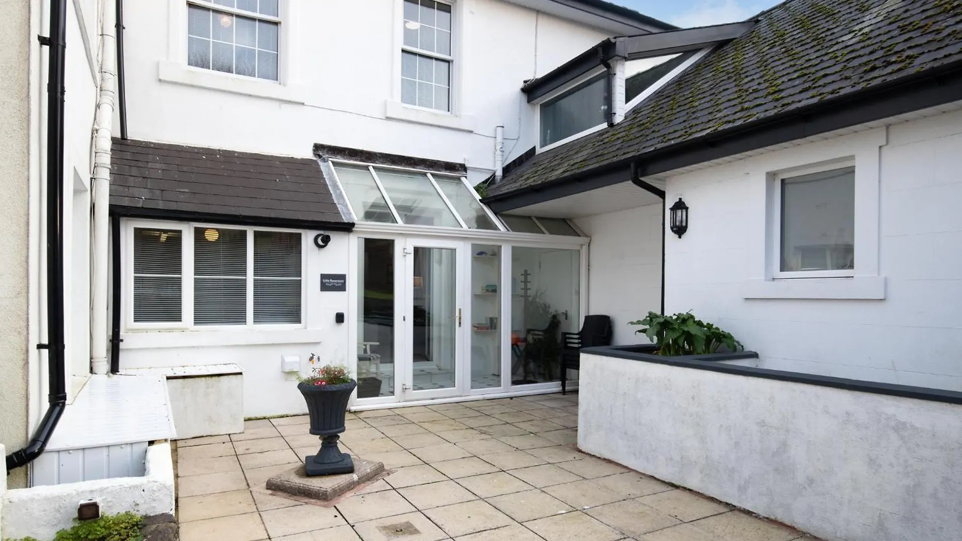 Little Rosemount - Close To Town And Shops Holiday home *