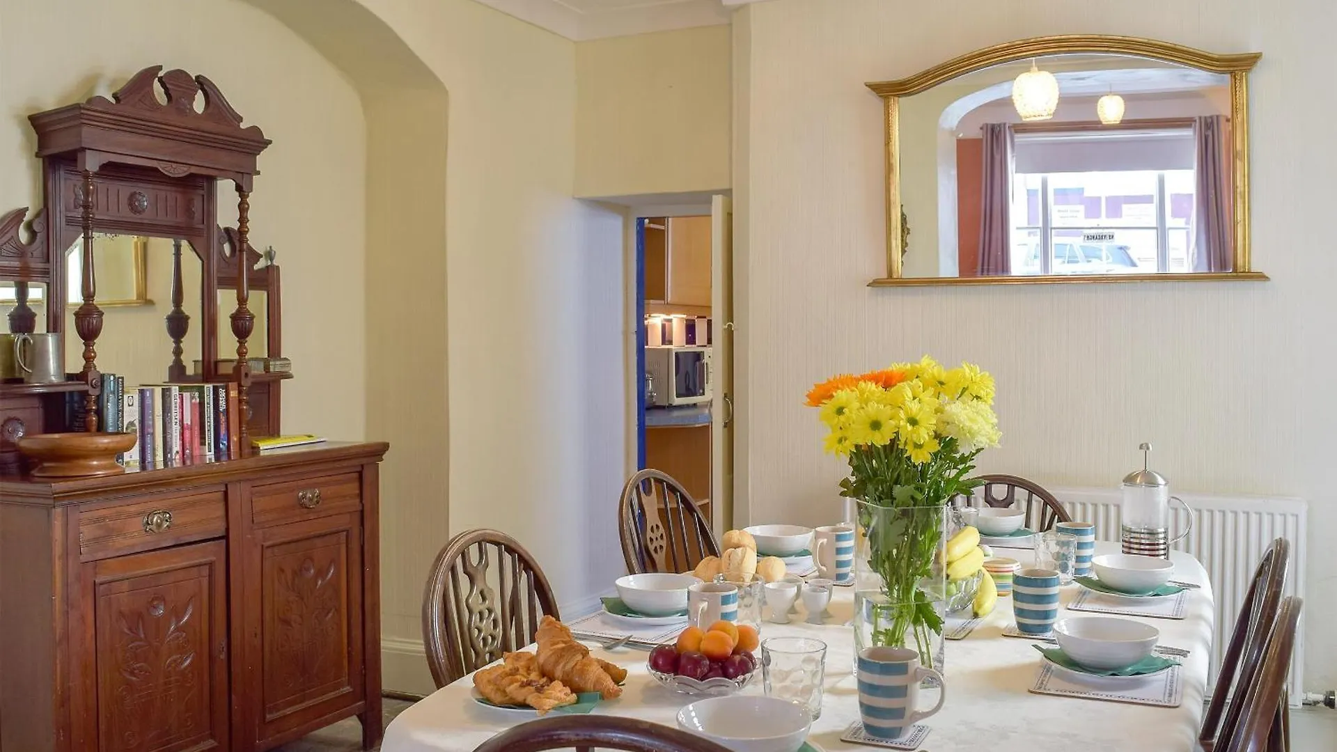 Rose Holiday home