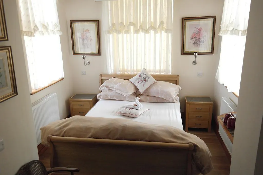 Guest house Little Red Rooster Rest 4*