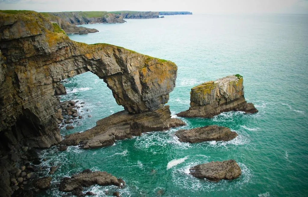 Hildebrand * Tenby