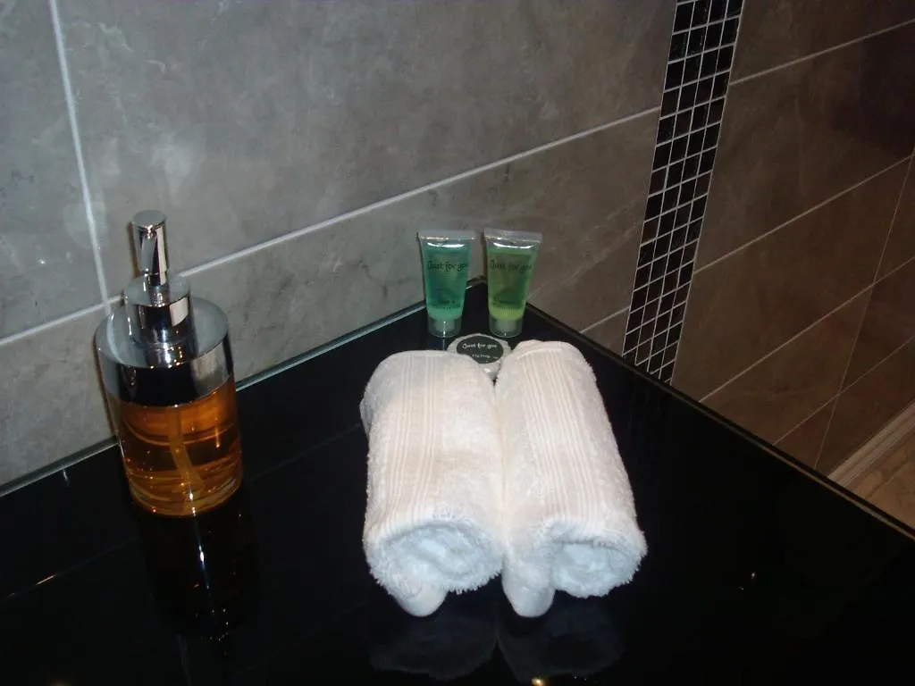 Гостевой дом Farnham 4*