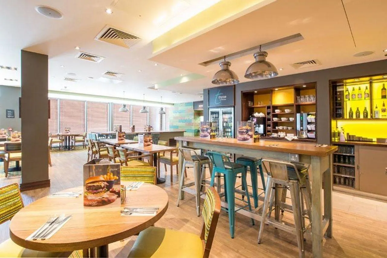 Premier Town Centre 3* 텐비