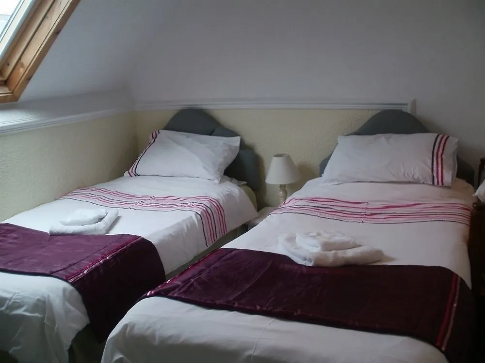 Gumfreston Bed and breakfast 2*