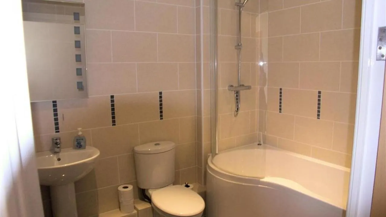Apartment Cobourg House 6 *