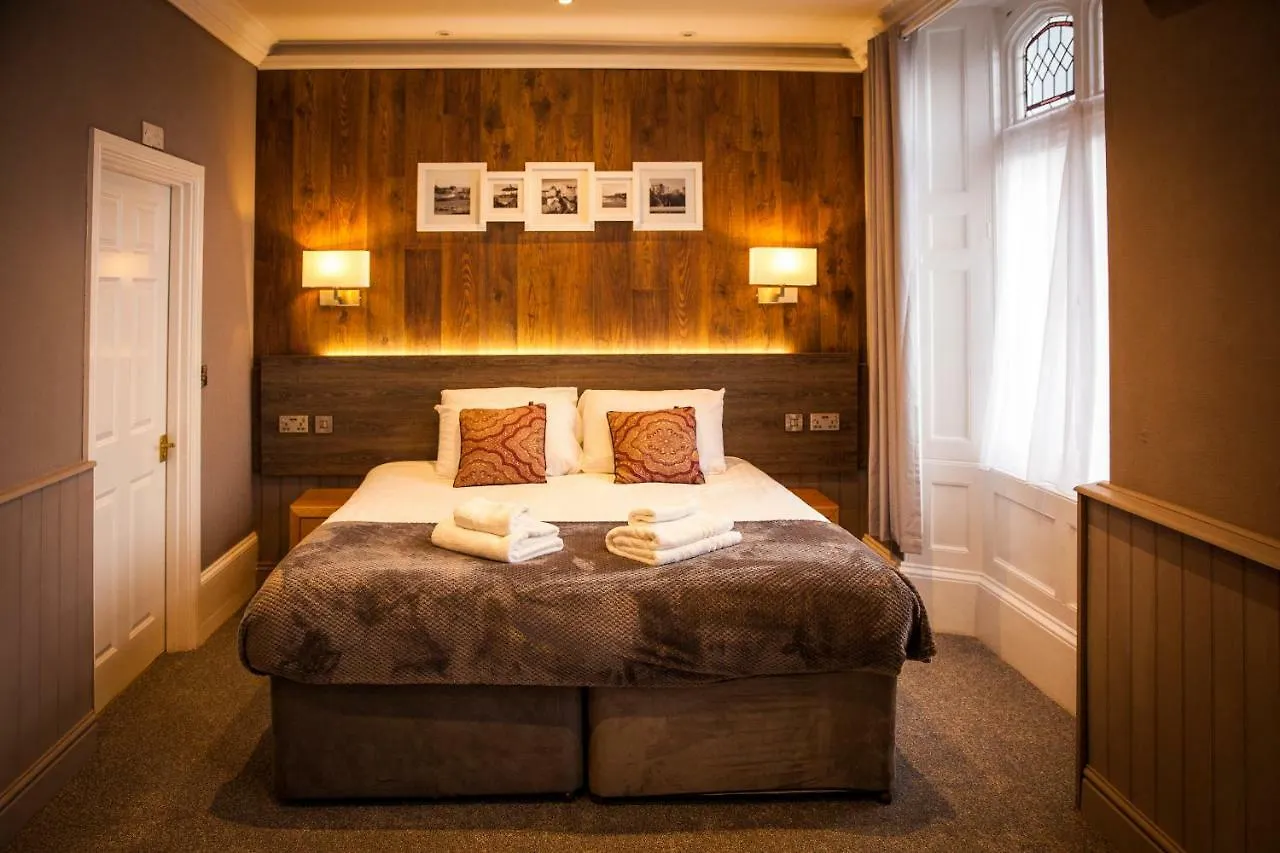 Heywood 4* Тенби