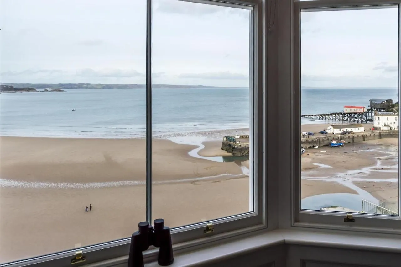 Fisherman's Catch - Two Bedroom Luxury - Apartment Tenby
