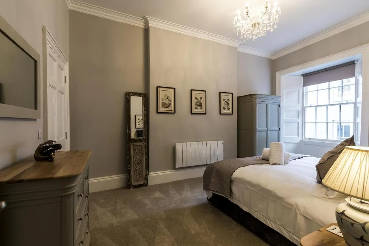 Fisherman's Catch - Two Bedroom Luxury - Apartment Tenby