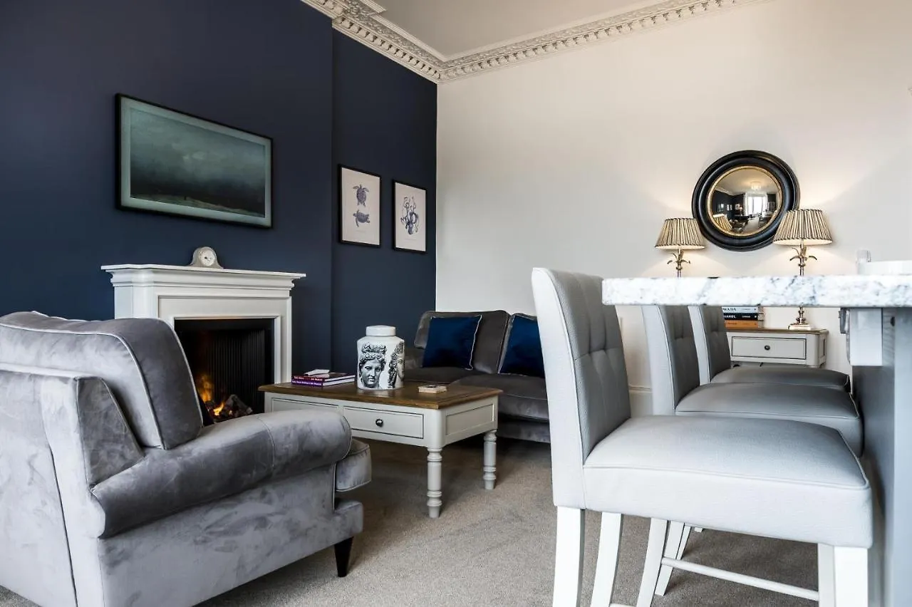 Apartment Fisherman's Catch - Two Bedroom Luxury - *