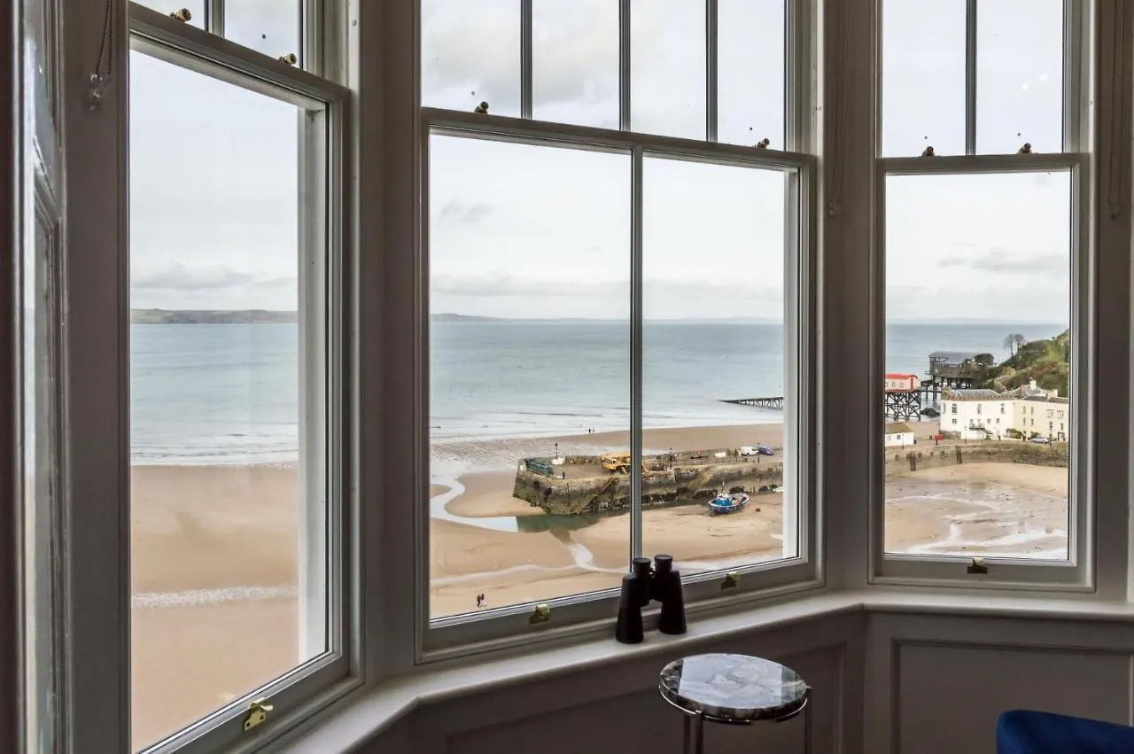 Fisherman's Catch - Two Bedroom Luxury - Apartment Tenby
