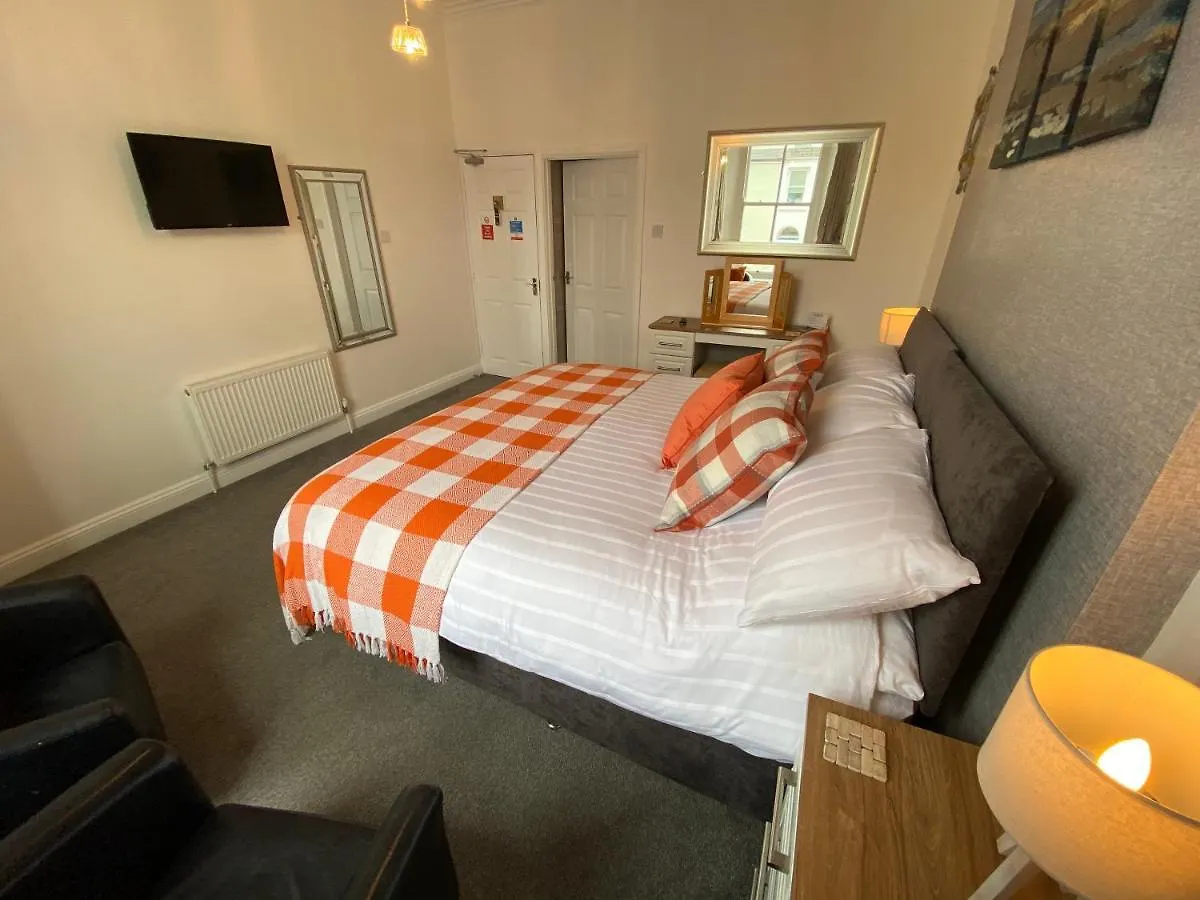 Coach Guest house Tenby